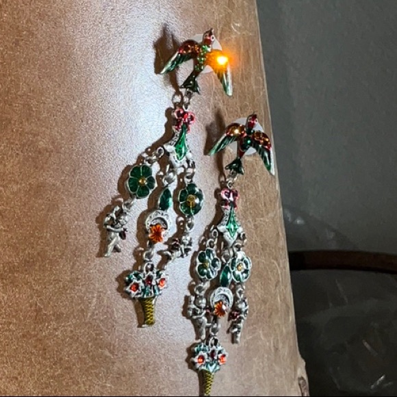 Don-Lin Chandelier Post and Clutch Earrings Enamel Sparkly Stones Vintage - Picture 15 of 15